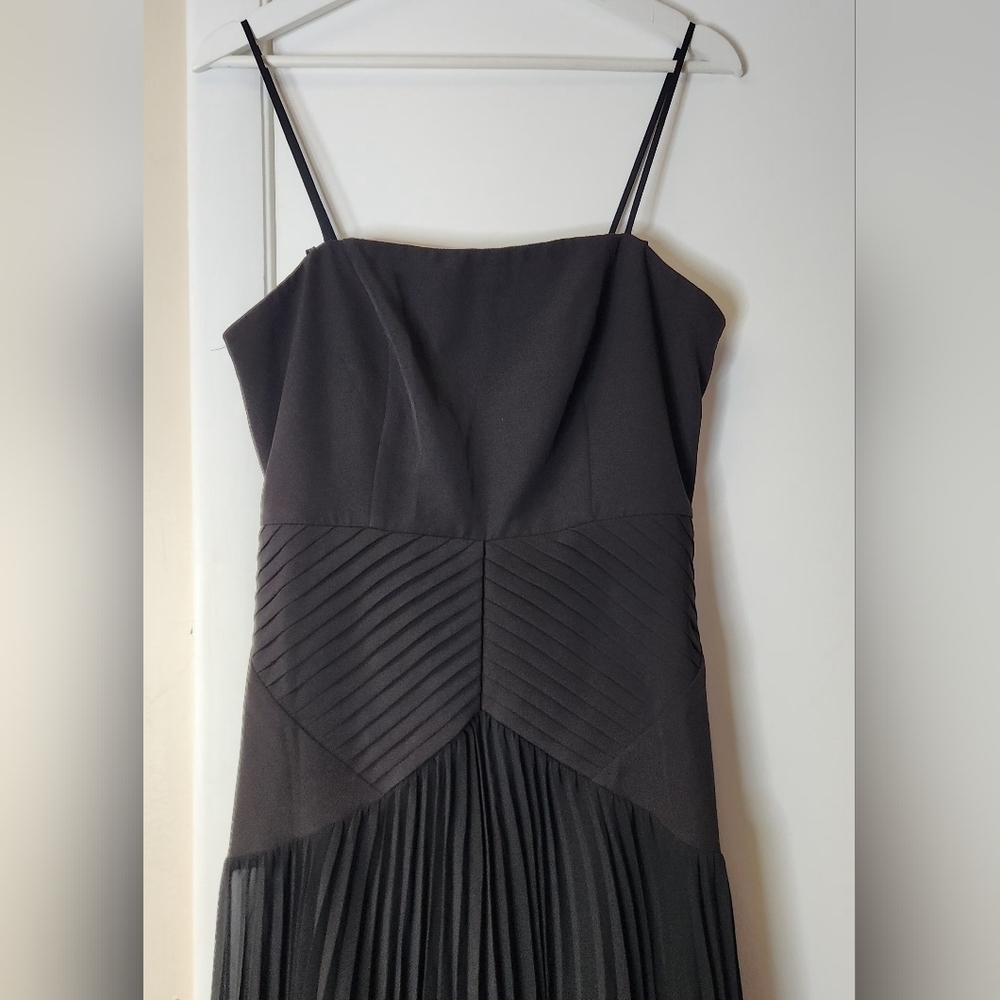Laundry by Shelli Segal Strapless Tiered Pleated Asymmetrical Black Dress Size 8 - Picture 6 of 13